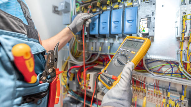 Electrical Outlet Repair in Park Layne, OH